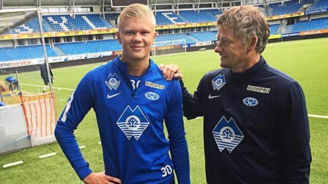 恩昆库转战意甲后表现低迷，转会费3700万欧元成“水漂”，难复巅峰状态。（恩昆库转投意甲后状态不振，3700万欧投入成空，巅峰难再现）