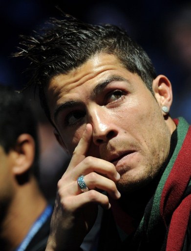 库库雷利亚：交手过最难对付边锋是登贝莱，最佳队友选梅西（库库雷利亚谈对手与队友：最难防登贝莱，最佳队友是梅西）